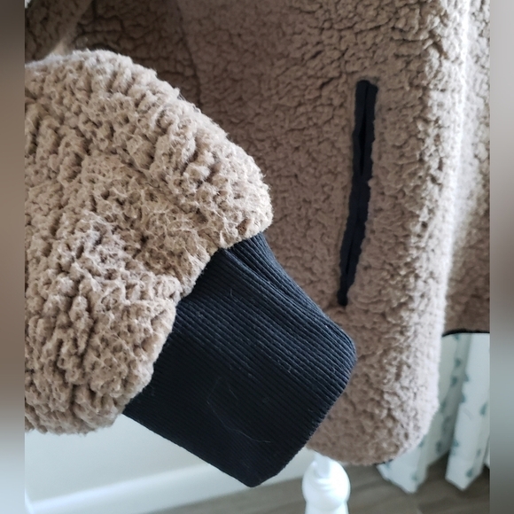 WHITE BIRCH FLEECE PULLOVER SZ XL TAN & BLACK - Picture 6 of 9